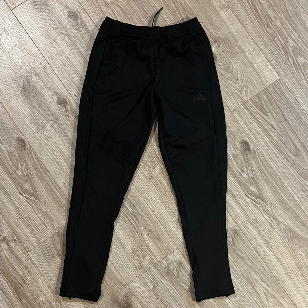 Adidas Black Performance Joggers youth medium